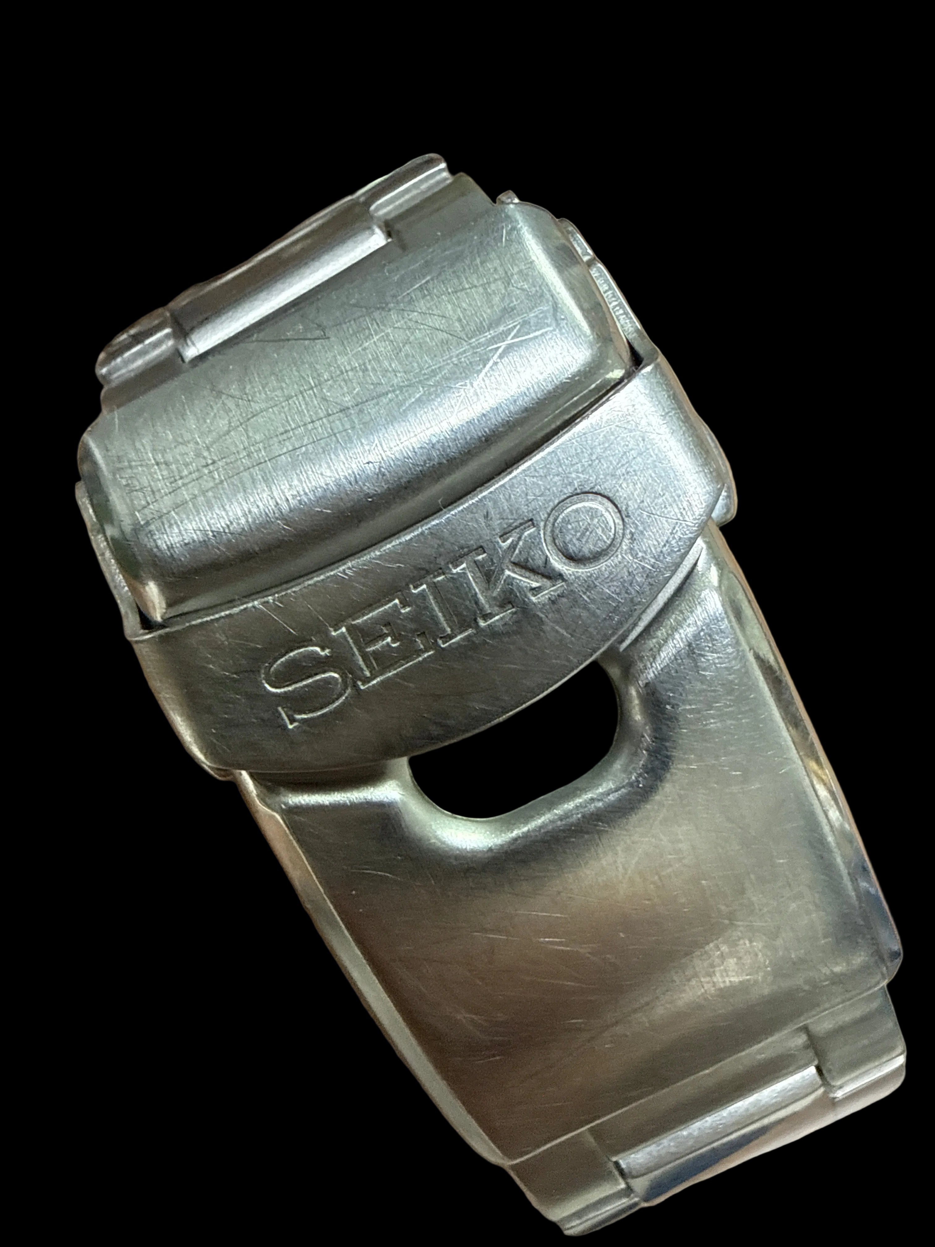 [45mm 重裝怪獸潛水王] Seiko 5 Sports 舊五標 100M 水鬼｜日本 4R36 機芯 (支援手上鏈+停秒)・鋼色單向外圈・棒棒糖夜光針・原裝折疊扣鋼帶 (16.5cm)