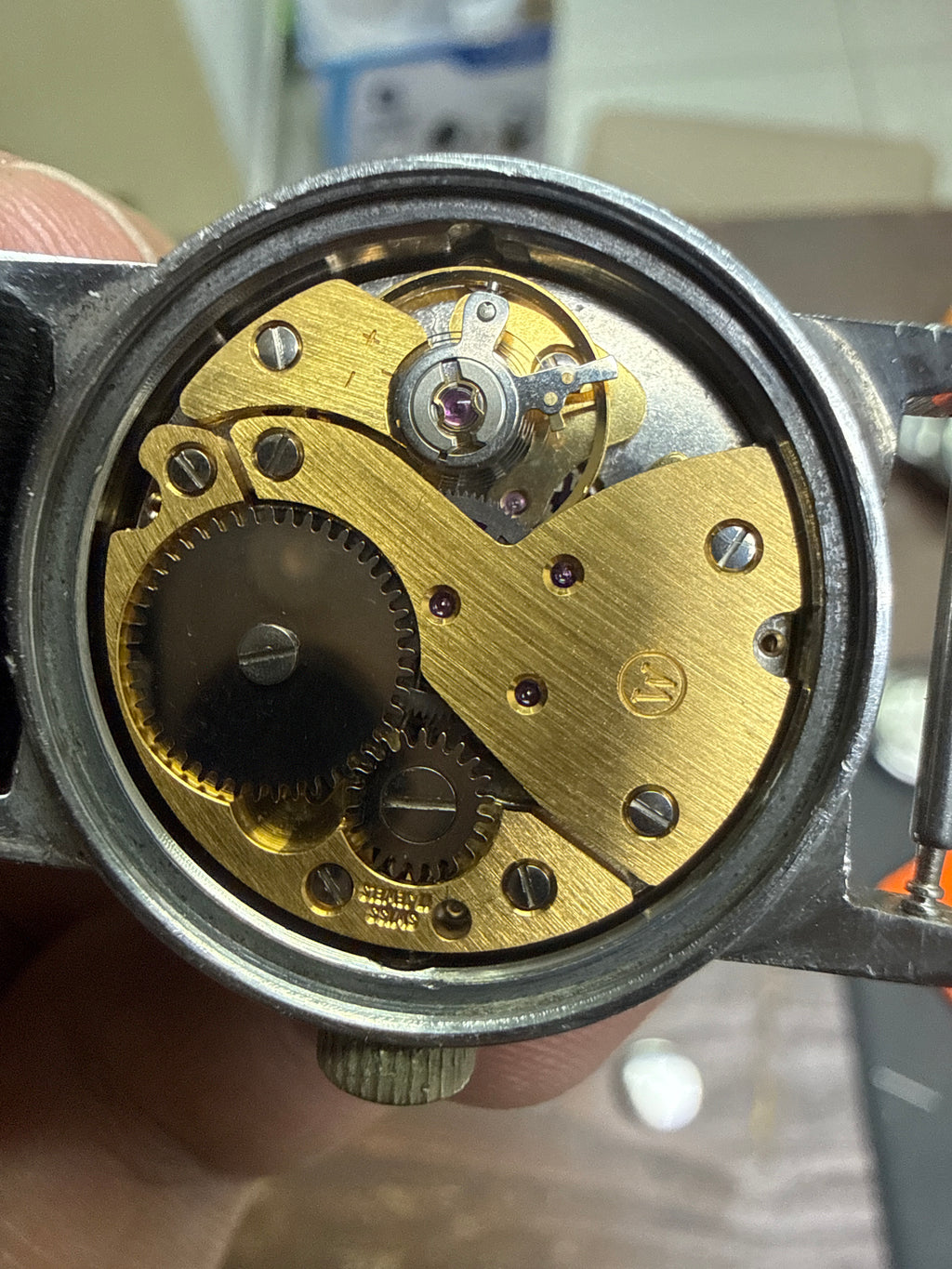 [二戰操兵字軍錶] 1940s Vintage West End Watch Co. 西點 Sowar Prima｜瑞士 FHF 68 手動名機・黑面夜光數字・軌道分鐘圈・經典 28mm Boy Size・黑色 NATO 帶