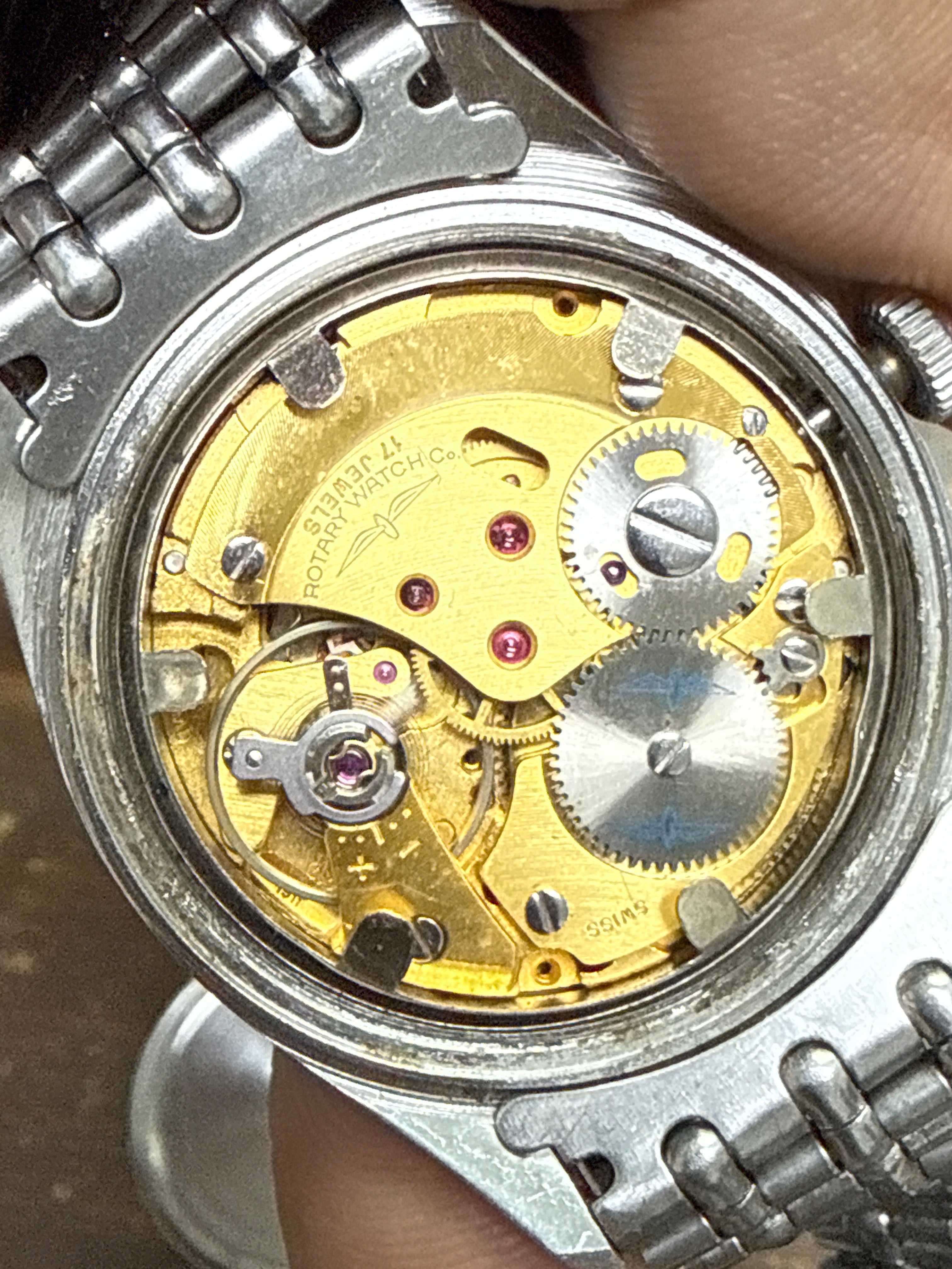 [珍貴Cal.1911金機] 1960s Vintage Rotary Husky 勞特萊雪橇犬系列｜香檳金放射面・雙色立體字釘・撳跳快調日曆・原廠米珠鋼帶加長至 16.5cm (男女合用)