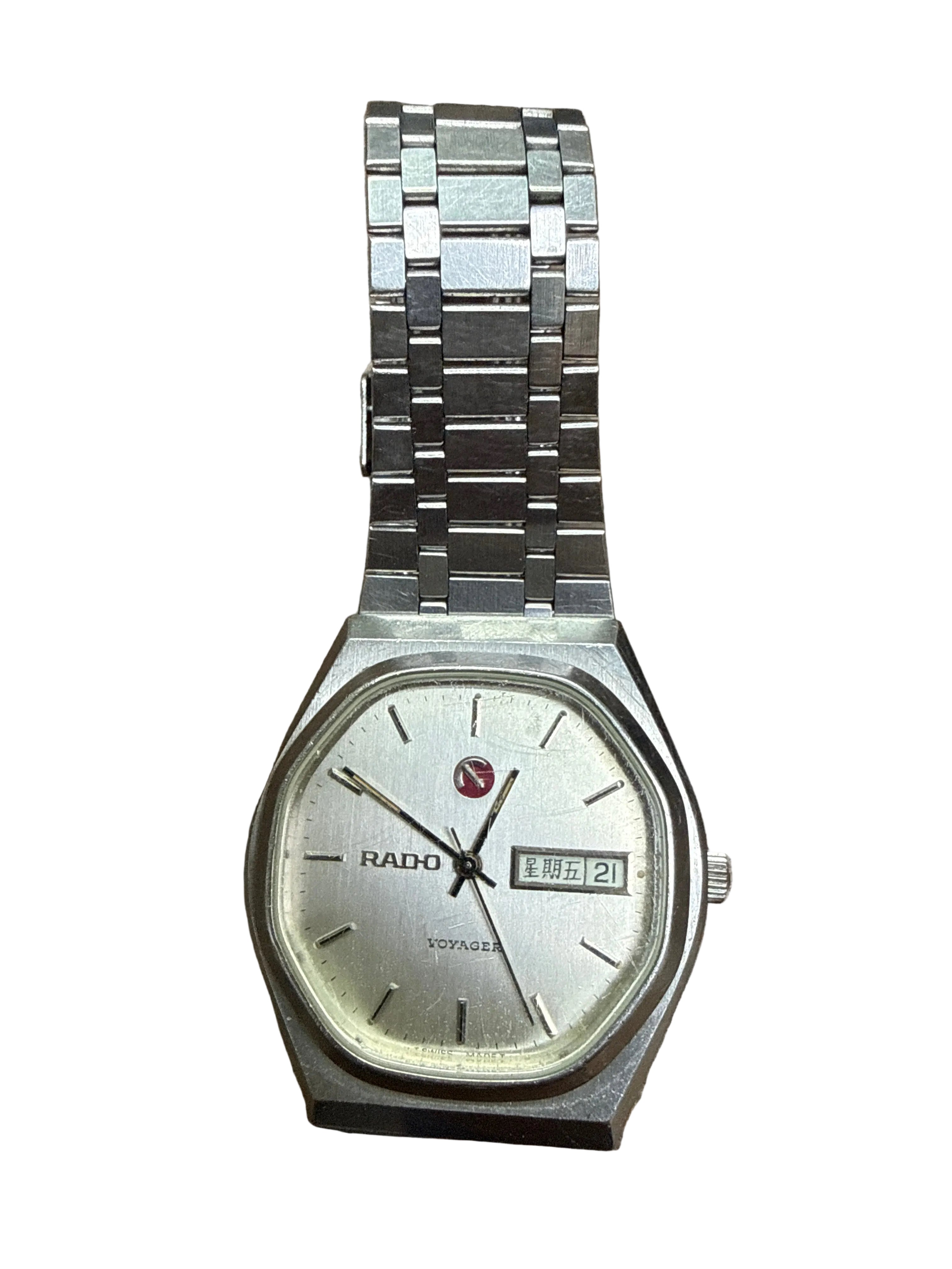 [紅底旋轉錨標] 1970s Vintage RADO Voyager 雷達航行者｜瑞士 ETA 2836 自動雙曆名機・經典六角幾何外殼・中文星期日曆・9.5mm 纖薄貼手・原廠薄身鋼帶 (16cm)