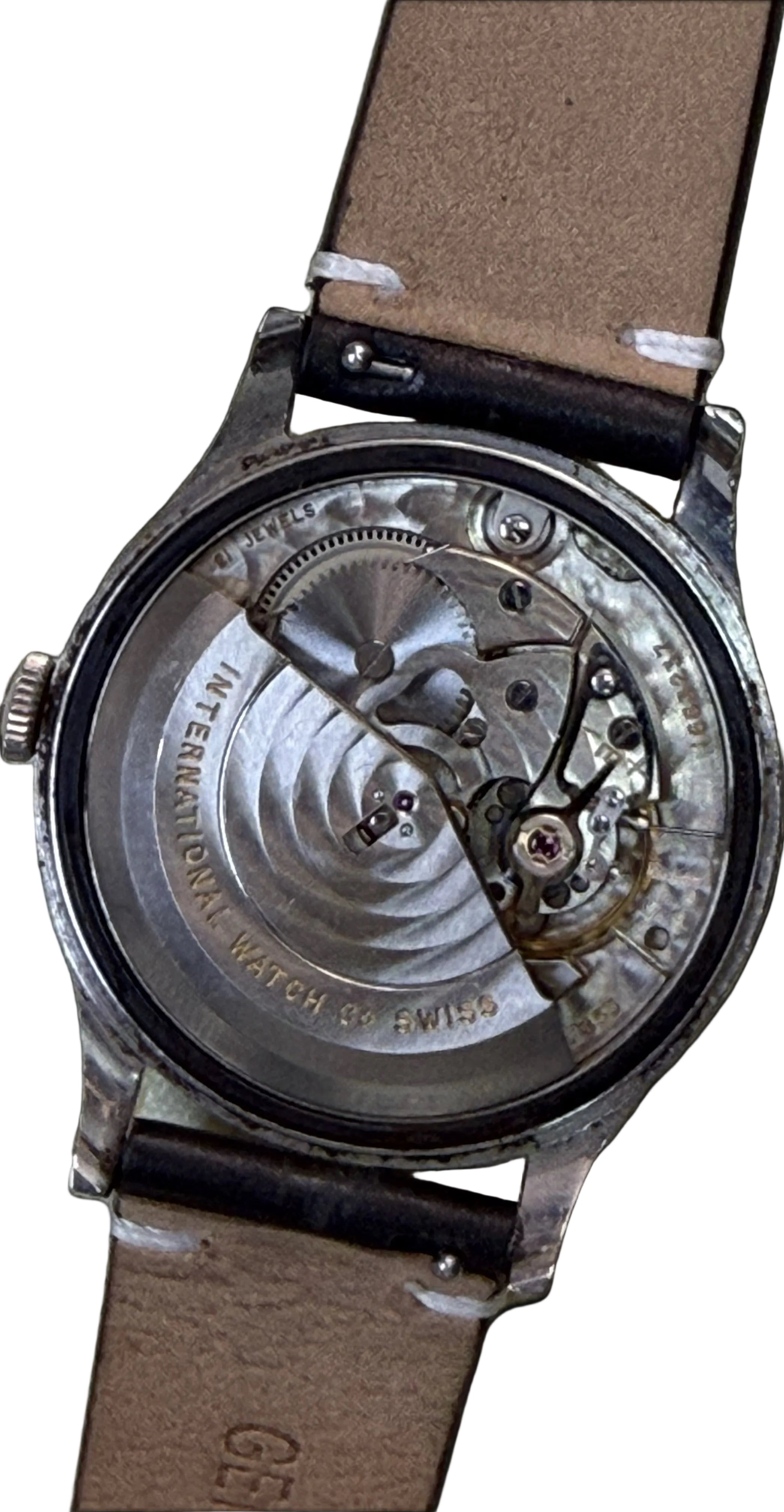 [傳奇啄木鳥機芯] Vintage IWC Schaffhausen - 經典 Cal. 8531 自家自動機芯 / 比勒頓上鏈系統 / 銀色放射紋變色面盤 / 軟鐵防磁內蓋