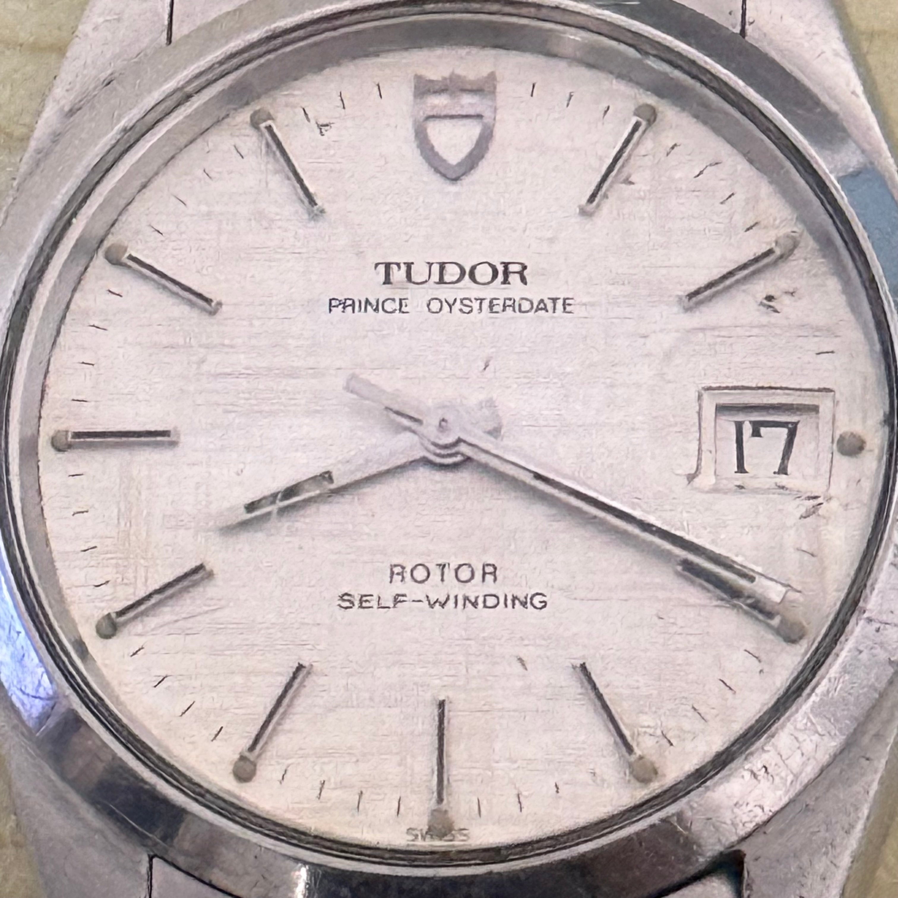 [稀有銀布紋面] Vintage Tudor Prince Oysterdate 74000｜配原廠 Tudor 實心五珠鋼帶 (18cm)・Rolex 蠔式底蓋・ETA 2824-2 自動名機 (擺幅 270°+)・特殊銀麻布紋盤