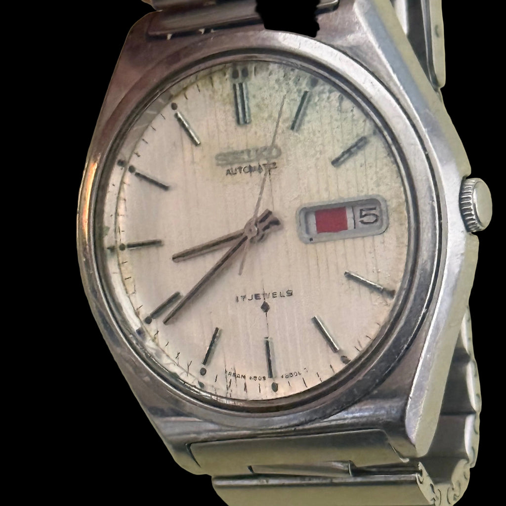 [第二精工舍閃電標] Vintage 1970s Seiko 6309 經典咕臣雙曆｜罕見英倫風直條紋面・日本原裝 Cal. 6309 自動名機・原裝長鋼帶 (手圍18.5cm)