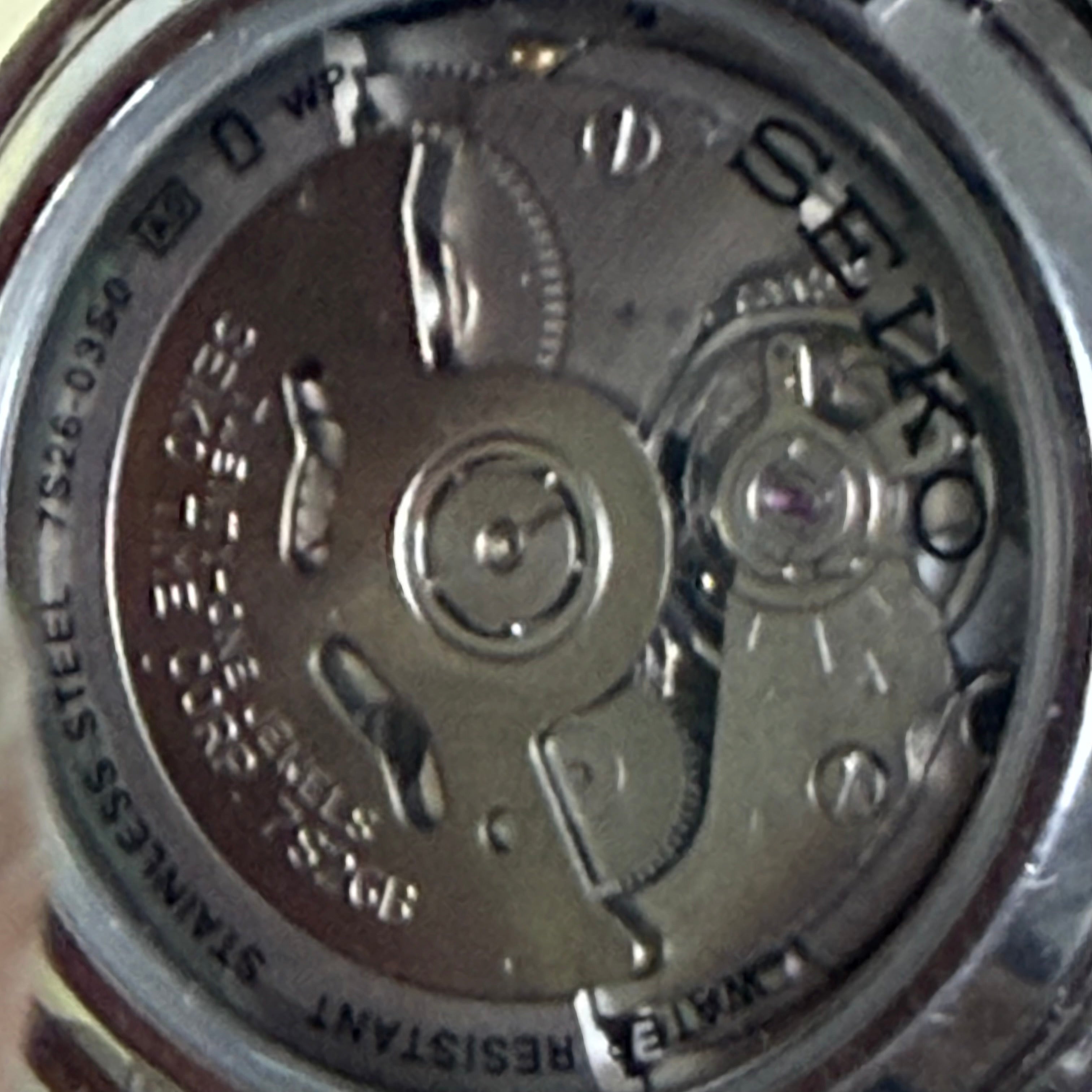 [黑軌道羅馬字] Seiko 5 經典五號自動雙曆鋼王 - 瑞士/英倫風黑軌道外圈 / 銀放射面 / 羅馬數字 6 & 12 / 原裝鋼帶 (手圍16.5cm)