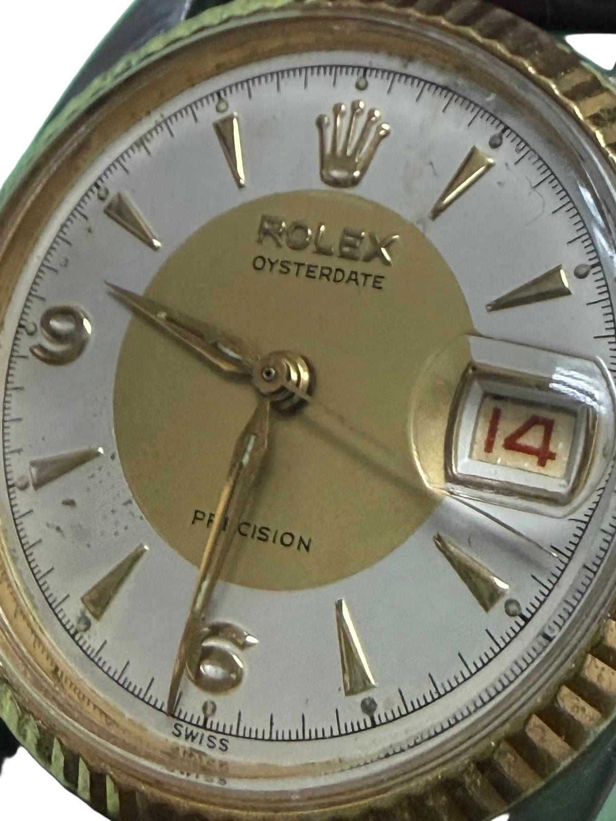 ⁠[已售出 SOLD OUT 典藏] 1956年製 勞力士 Rolex Oysterdate 6494 手動機械錶 - 原裝牛眼面 / 底蓋 IV.56 / 紅黑曆 / Cal. 1210 / 附原裝包金扣 / 已換新放大鏡膠鏡⁠