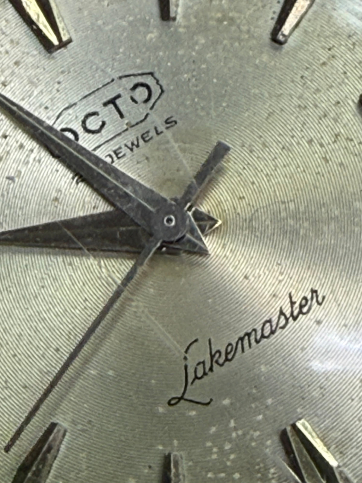⁠[罕見湖霸・唱片紋面] 1960s 瑞士 OCTO Lakemaster 25石自動機械錶 - 原廠 ETA 2451 / 無曆大三針 / 附五珠鋼帶⁠