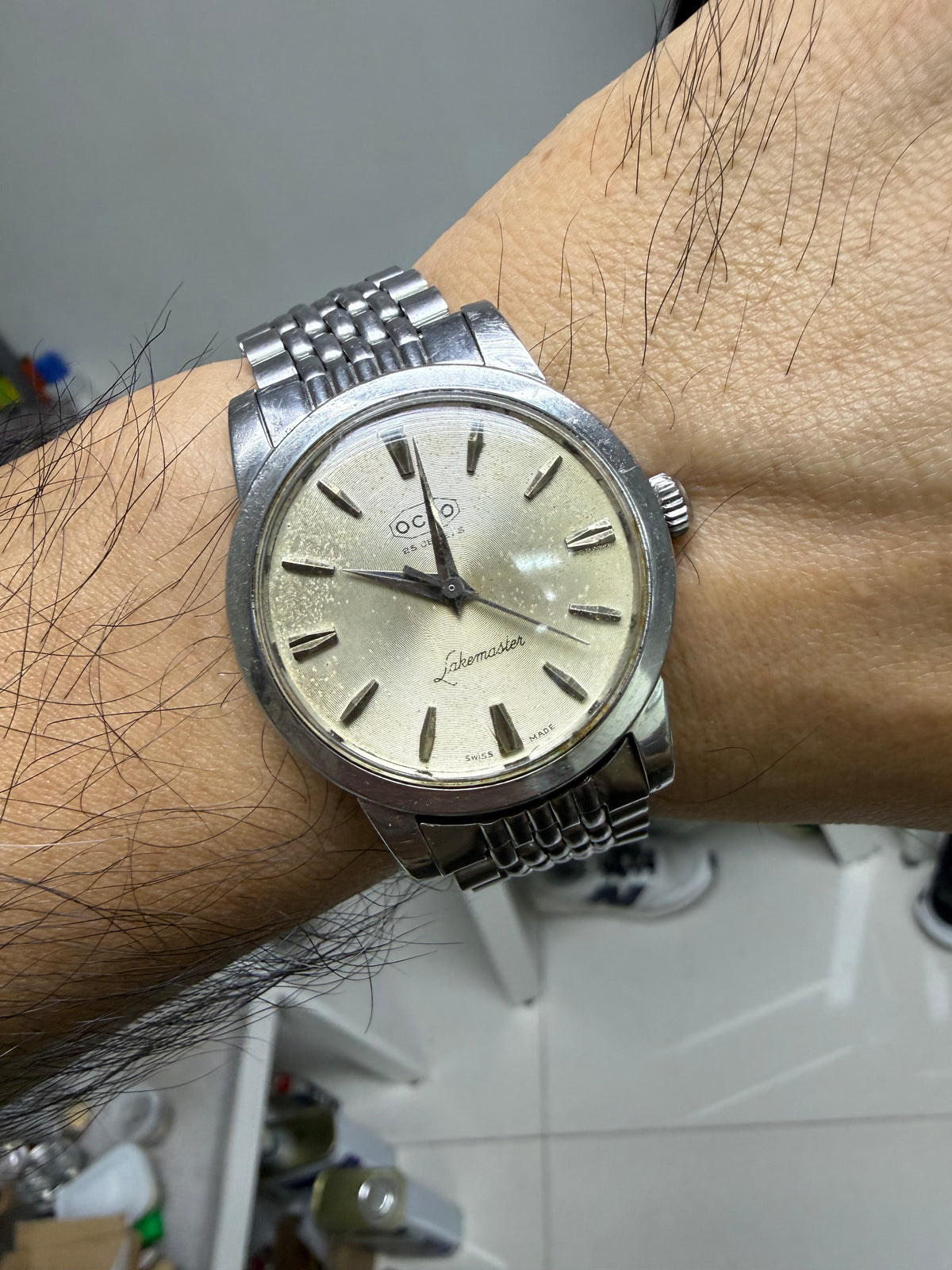 ⁠[罕見湖霸・唱片紋面] 1960s 瑞士 OCTO Lakemaster 25石自動機械錶 - 原廠 ETA 2451 / 無曆大三針 / 附五珠鋼帶⁠