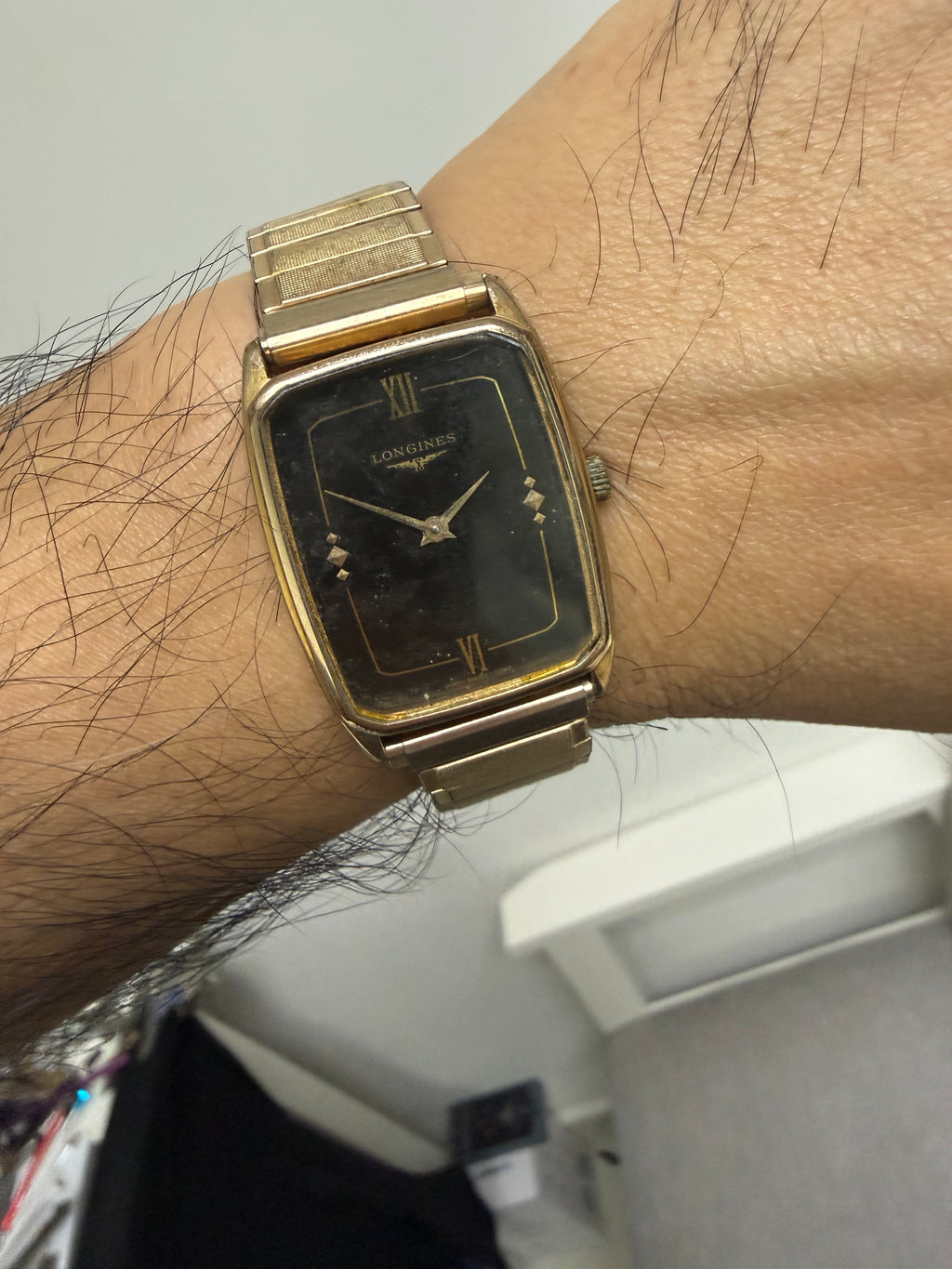 [極薄6mm・Art Deco] 1970s 瑞士浪琴 Longines 古典長方手動機械錶 - 自產 Cal. L847 / 黑金雙菱釘 / 附香港製伸縮帶 / HK$950