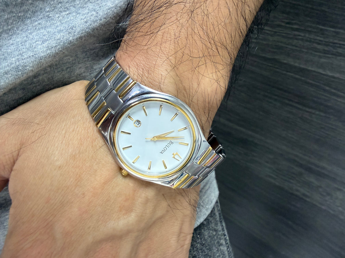 Bulova 寶路華 手錶 日本原廠機芯 白面金釘 雙色一體鋼帶 卡地亞風格黑寶石把頭 超薄男士正裝錶 38mm 中古腕錶⁠